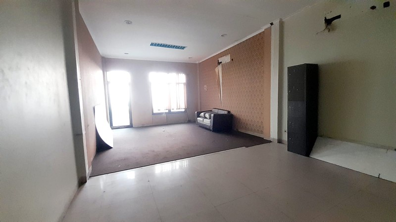 Ruko 4,5 Lantai + Rooftop di KH. Abdullah Syafei 