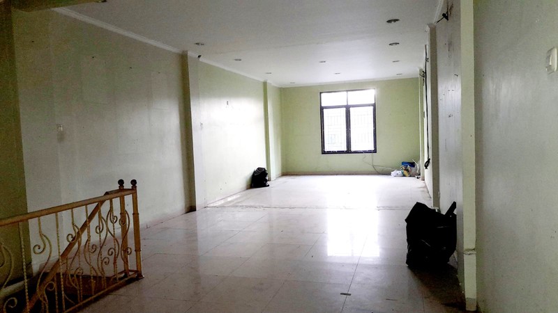 Ruko 4,5 Lantai + Rooftop di KH. Abdullah Syafei 