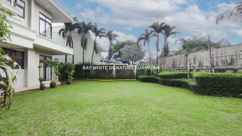 Dijual Tanah seluruh Komplek Rumah Jervois Park di TB Simatupang