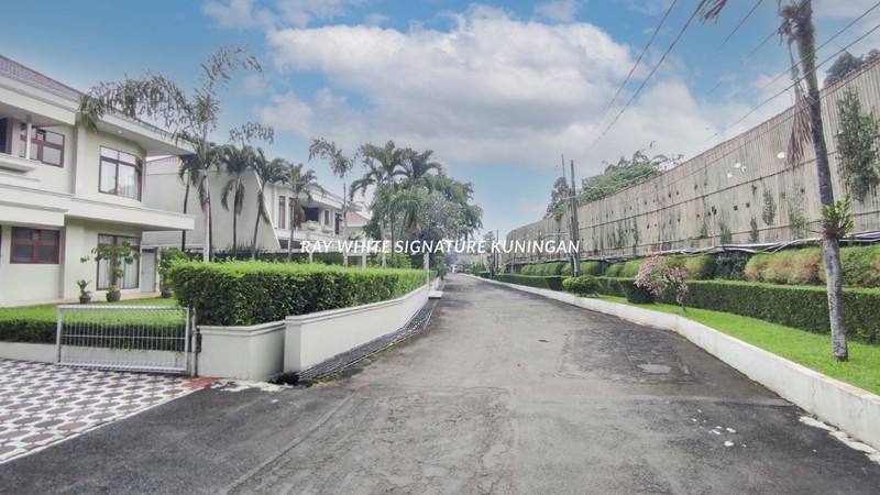 Dijual Tanah seluruh Komplek Rumah Jervois Park di TB Simatupang