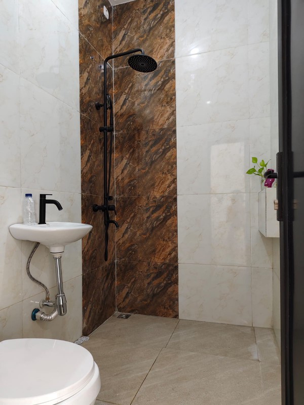 Rumah Brand New baru 1 lantai di Griya Loka, dekat Pasar Modern BSD