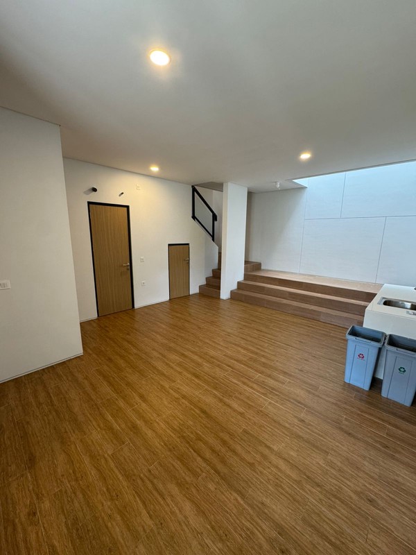 Rumah Bagus Di Perum Terravia Cluster Adora BSD Tangerang Selatan