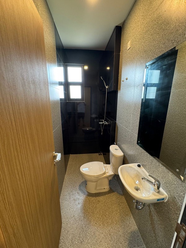 Rumah Bagus Di Perum Terravia Cluster Adora BSD Tangerang Selatan