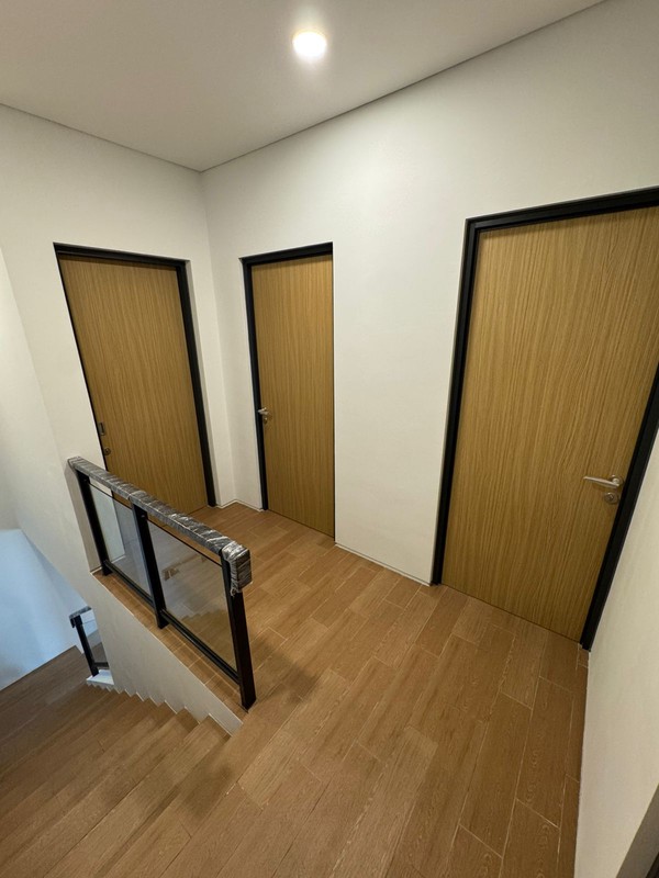 Rumah Bagus Di Perum Terravia Cluster Adora BSD Tangerang Selatan