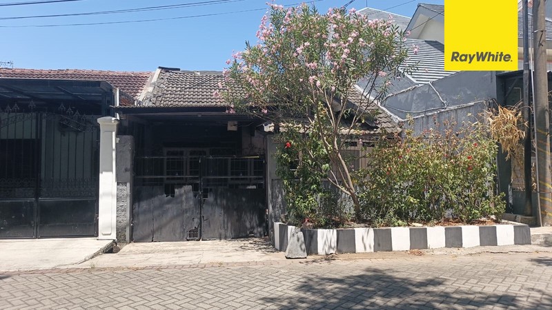Dijual Rumah di Jalan Raya Wiguna Selatan Surabaya