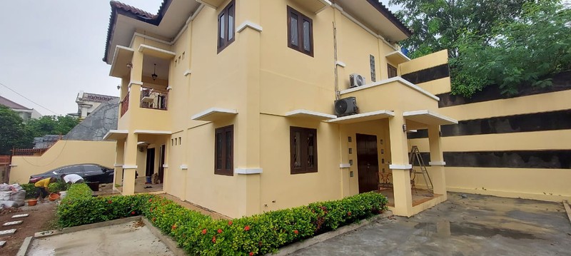 Rumah Mewah Murah Billy & Moon