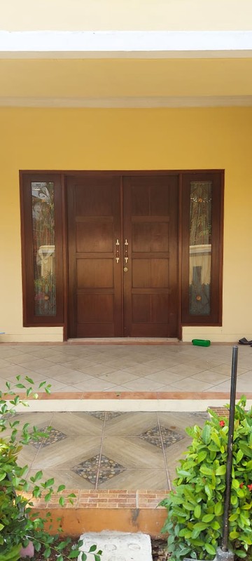 Rumah Mewah Murah Billy & Moon