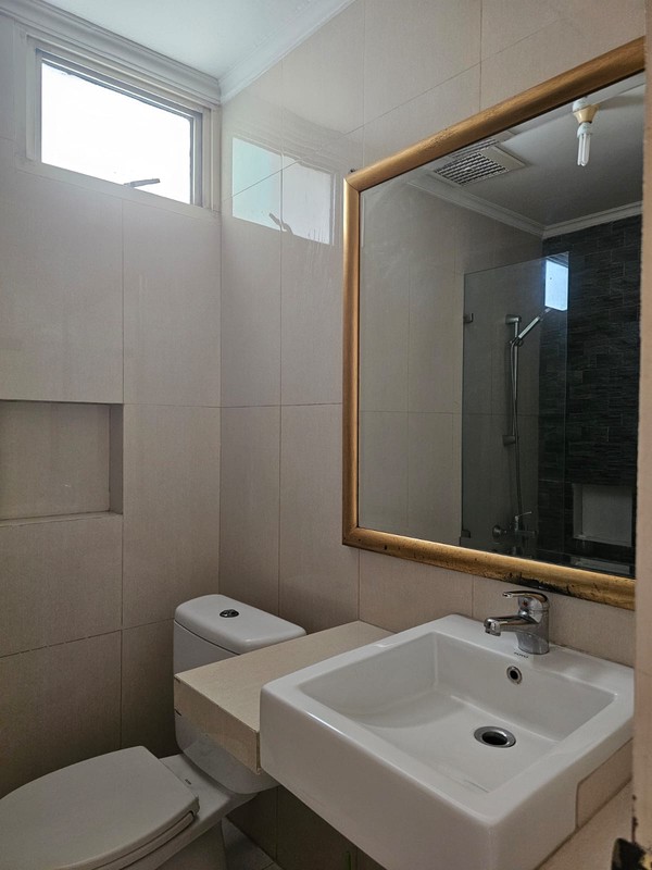 Dijual cepat Apartemen 2 bedroom di Slip