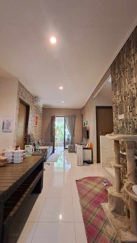 Rumah 2 Lantai Siap Huni dengan Hunian Nyaman dan Asri @Bintaro Sektor 9 .