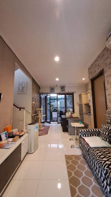 Rumah 2 Lantai Siap Huni dengan Hunian Nyaman dan Asri @Bintaro Sektor 9 .