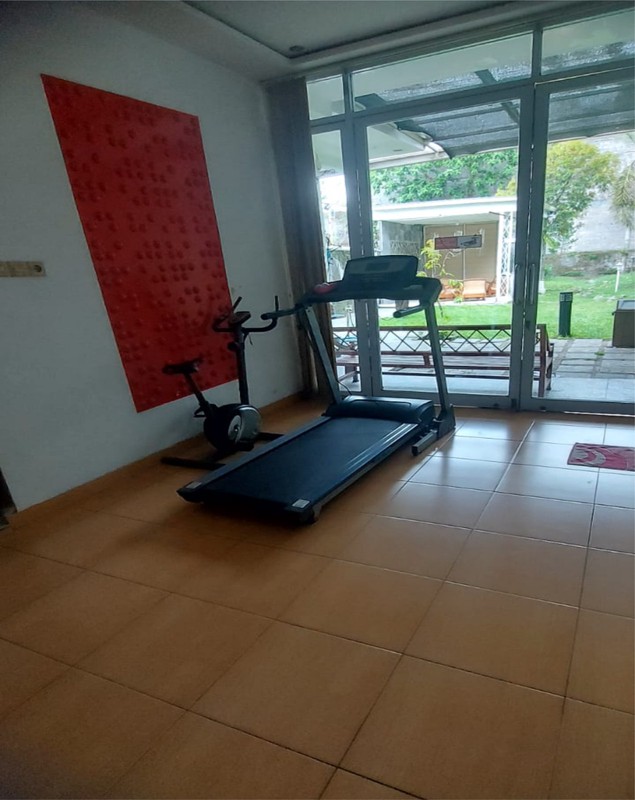 Disewakan Mewah 2 Lantai Dekat Stan Tajem 