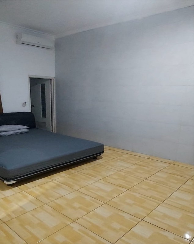 Disewakan Mewah 2 Lantai Dekat Stan Tajem 