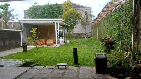 Disewakan Mewah 2 Lantai Dekat Stan Tajem 