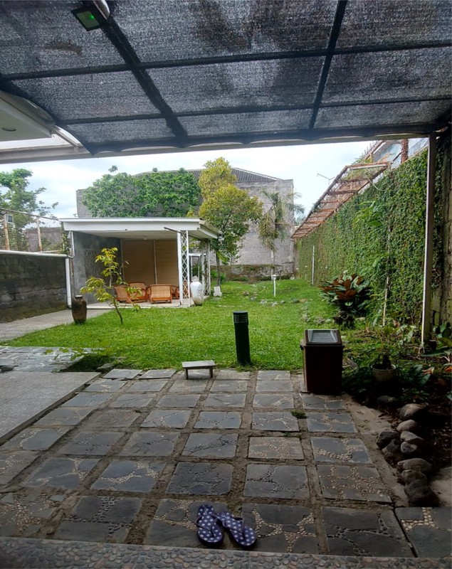 Disewakan Mewah 2 Lantai Dekat Stan Tajem 