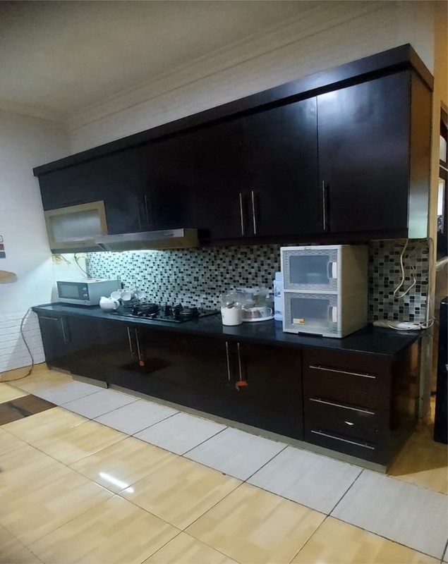 Disewakan Mewah 2 Lantai Dekat Stan Tajem 