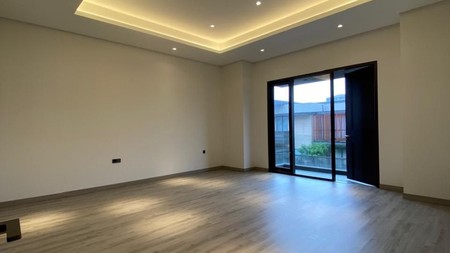 Rumah Baru Siap Huni SHM Setraduta Grande 