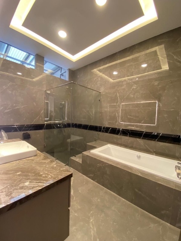 Rumah Baru Siap Huni SHM Setraduta Grande 