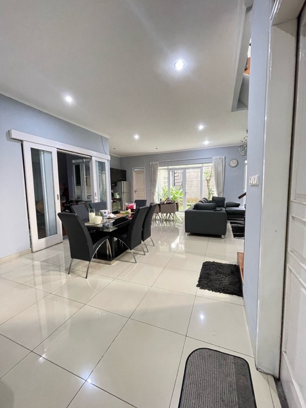 Rumah Asri Siap Huni di Batununggal Kota Bandung 