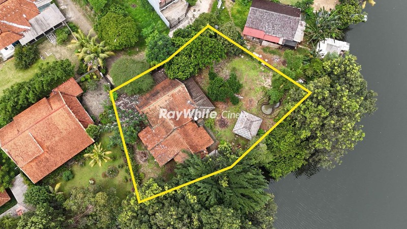 Rumah Hitung Tanah Luas 1000 m2 dalam komplek Witana Harja, Pamulang