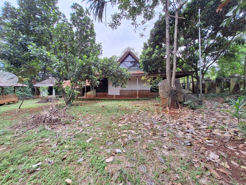 Rumah Hitung Tanah Luas 1000 m2 dalam komplek Witana Harja, Pamulang