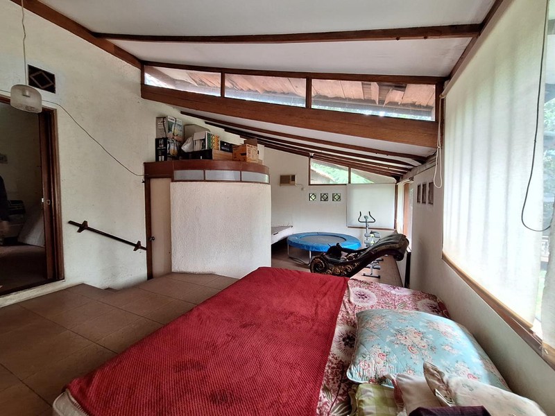 Rumah Hitung Tanah Luas 1000 m2 dalam komplek Witana Harja, Pamulang