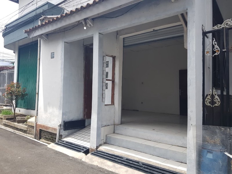 Ruang Usaha di Antapani Dekat Stasiun Kiaracondong Bandung