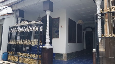 Rumah Unik di Antapani Dekat Stasiun Kiaracondong Bandung