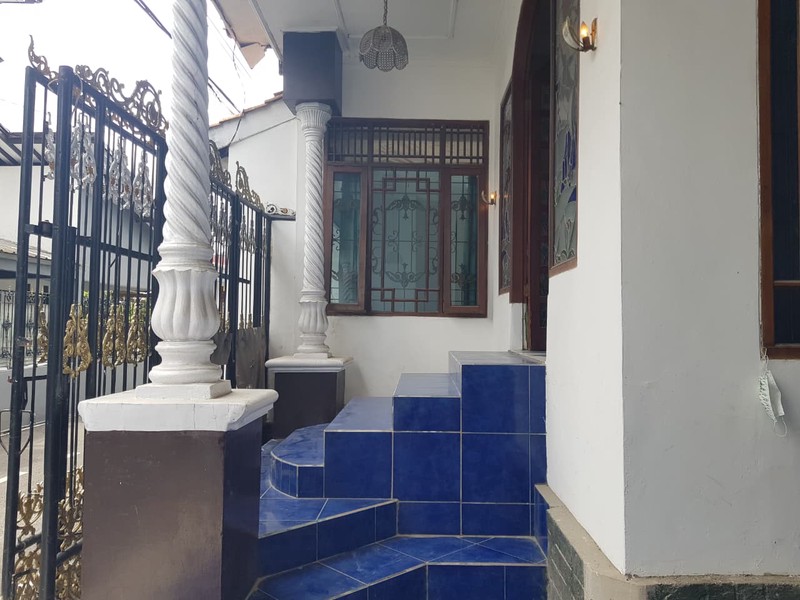 Rumah Unik di Antapani Dekat Stasiun Kiaracondong Bandung