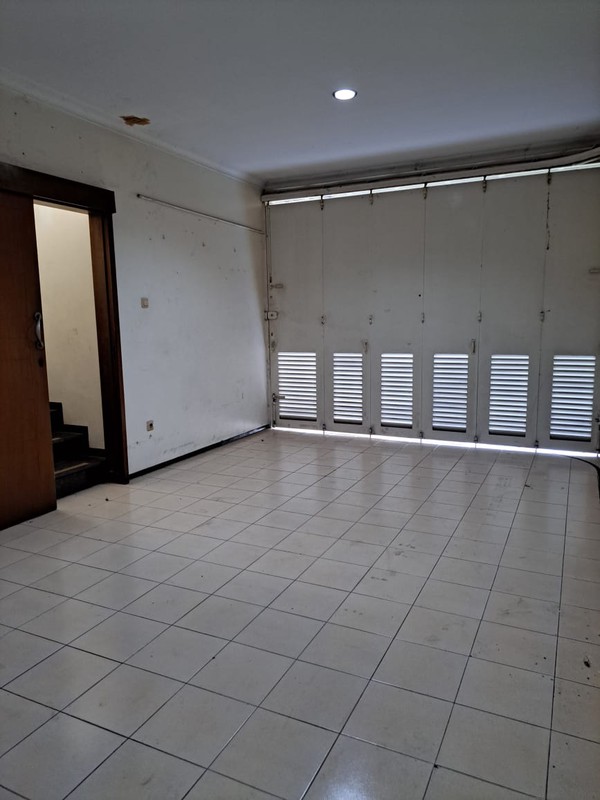 Dijual Rumah Siap Pakai Setra Duta Bandung