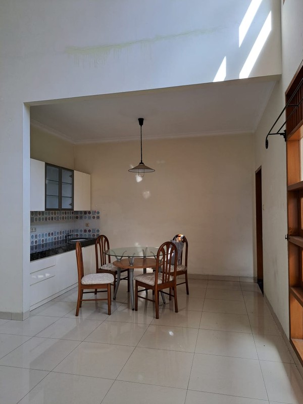 Dijual Rumah Siap Pakai Setra Duta Bandung