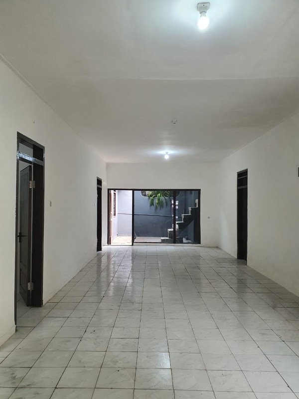 Ruang Usaha LT 245 KM 220 Siap Pakai & Lokasi Strategis Pinggir Jalan @Jakarta TImur