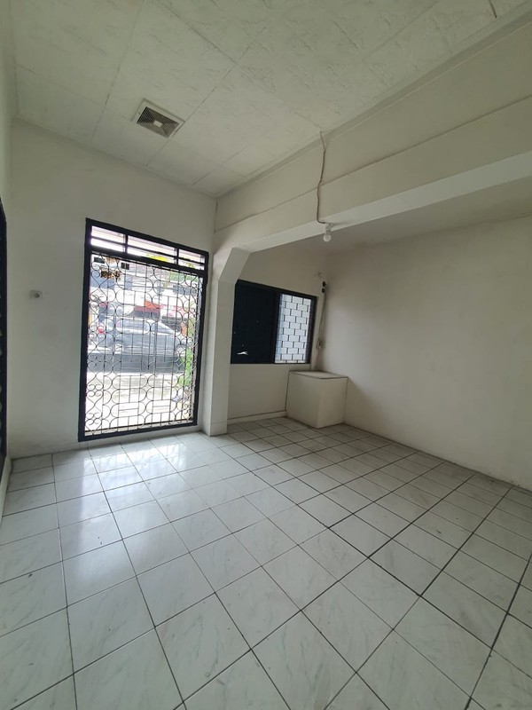 Ruang Usaha LT 245 KM 220 Siap Pakai & Lokasi Strategis Pinggir Jalan @Jakarta TImur