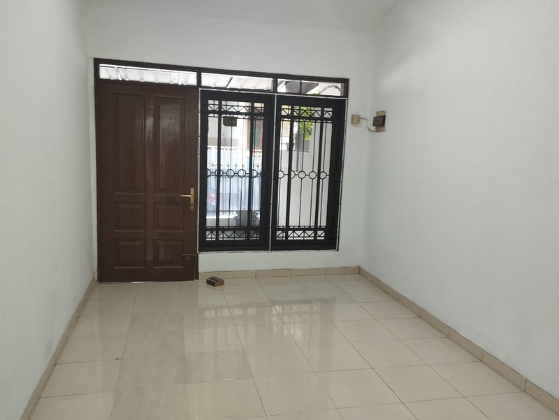 Disewa Kelapa Cengkir Barat, Kelapa Gading