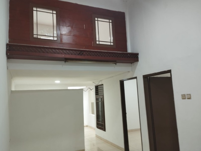 Disewa Kelapa Cengkir Barat, Kelapa Gading