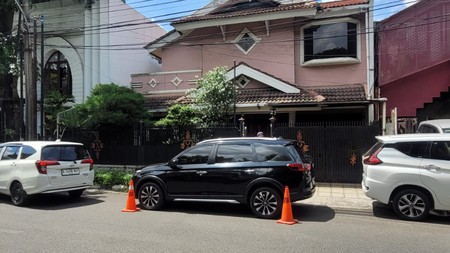 Rumah 2 Lantai Semi Furnished Siap Huni dengan Hunian Nyaman dan Asri @Bintaro Sektor 9