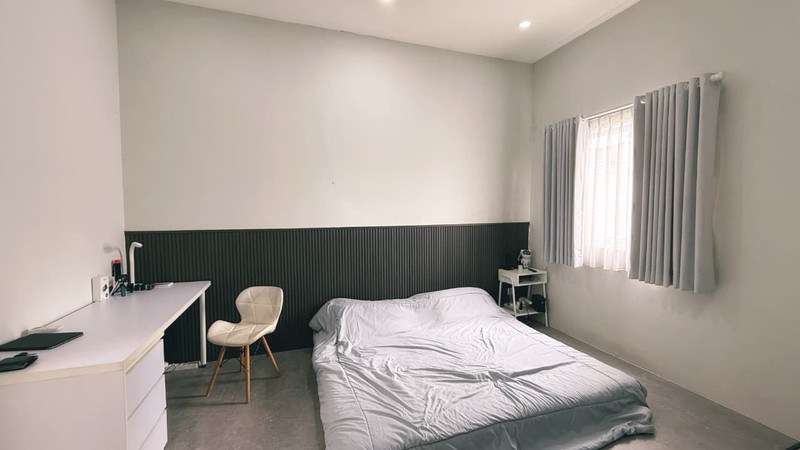 Rumah Full Furnished dengan Desain Modern Hunian Nyaman dan Asri di Ciputat Timur