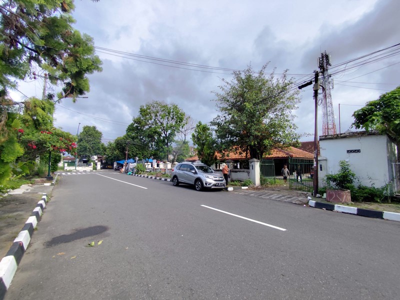 Tanah & Bangunan Joglo Kuno, Hanya Selangkah dari Malioboro & Titik Nol Kilometer