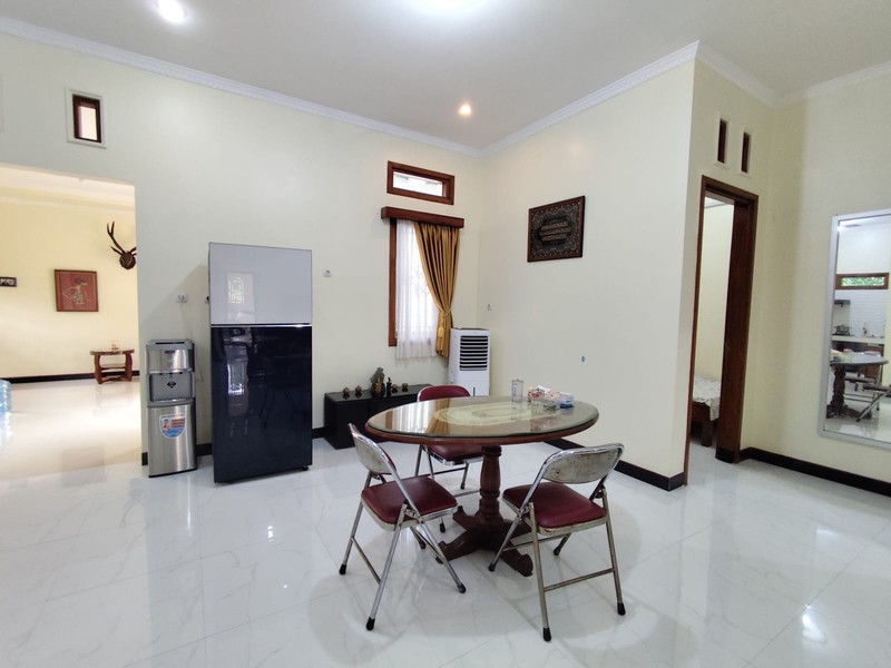 Rumah Furnished Siap Huni 1 Lantai 213 Meter Persegi Di Sitimulyo, Piyungan ,Dekat Kids Fun