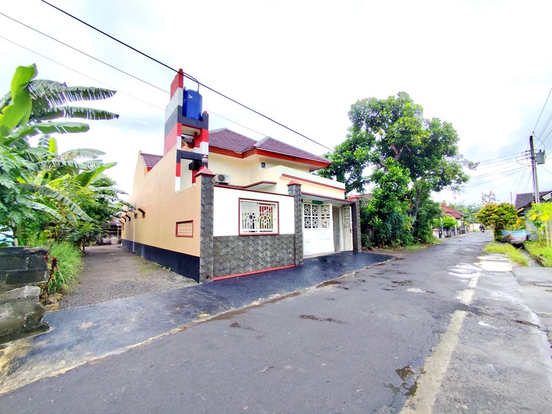 Rumah Furnished Siap Huni 1 Lantai 213 Meter Persegi Di Sitimulyo, Piyungan ,Dekat Kids Fun