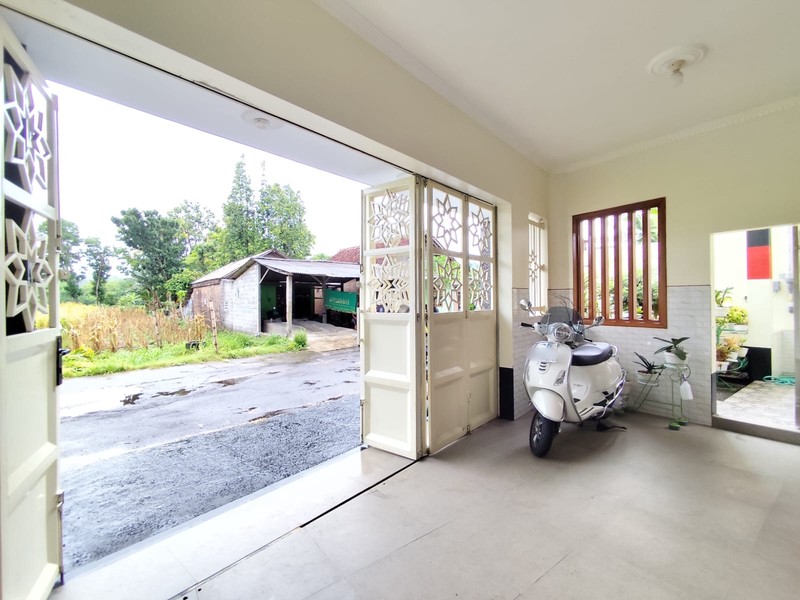 Rumah Furnished Siap Huni 1 Lantai 213 Meter Persegi Di Sitimulyo, Piyungan ,Dekat Kids Fun