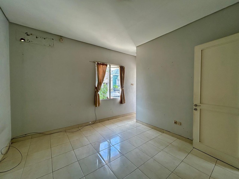 Rumah 2 Lantai Siap Huni dengan Hunian Nyaman dan Asri @BSD, City.