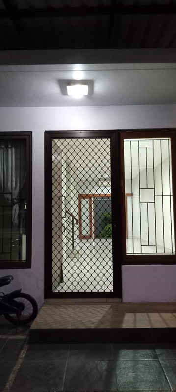 Rumah 2 lantai Siap Huni di Premier Teracce Ciracas Jakarta Timur