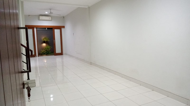 Rumah 2 lantai Siap Huni di Premier Teracce Ciracas Jakarta Timur