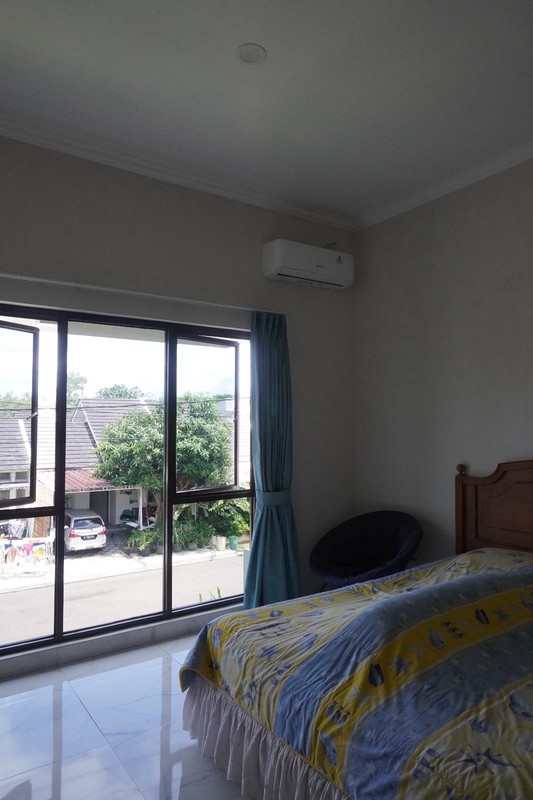 Rumah Bagus, Nyaman dan Asri dalam Cluster di Parung Panjang