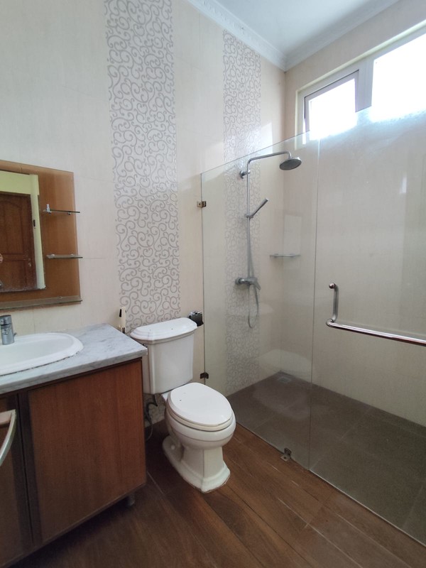 Dijual Rumah Mewah 2 Lantai, Dekat Ugm & Jalan Selokan Mataram