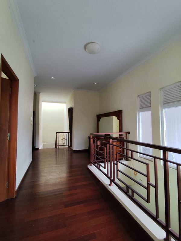 Dijual Rumah Mewah 2 Lantai, Dekat Ugm & Jalan Selokan Mataram