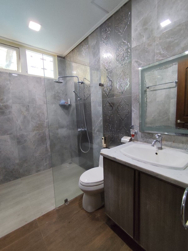 Dijual Rumah Mewah 2 Lantai, Dekat Ugm & Jalan Selokan Mataram