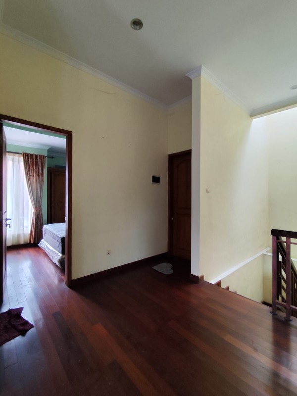 Dijual Rumah Mewah 2 Lantai, Dekat Ugm & Jalan Selokan Mataram