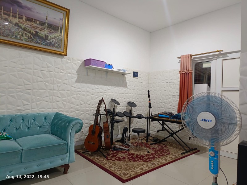 Rumah 2 Lantai Siap Huni dengan Hunian Nyaman dan Asri @Legok, Tangerang 