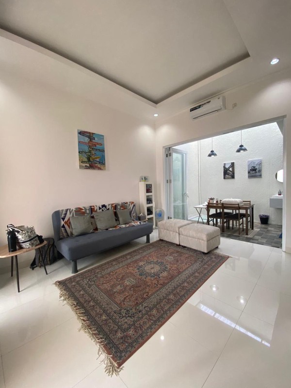 RUMAH MODERN SIAP HUNI DI CIRENDEU AREA